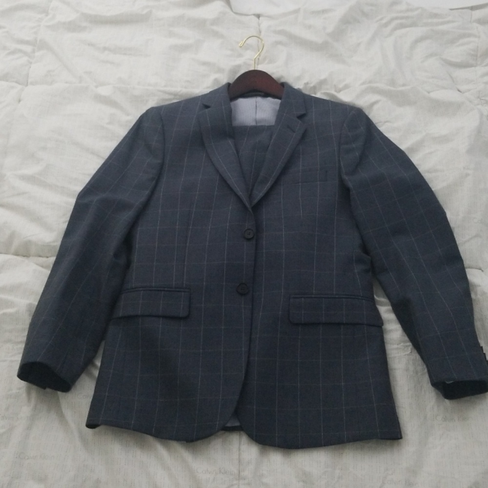 Banana Republic checkered blue suit 38s 30x30 pant